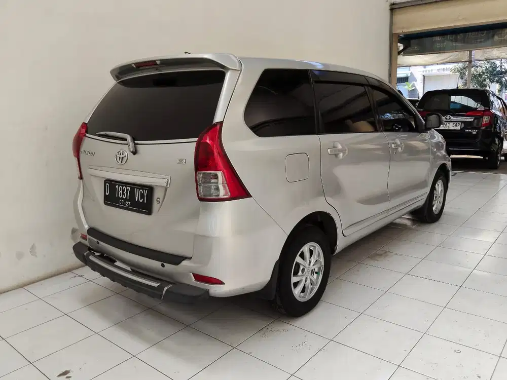 Toyota Avanza 2012 Bensin
