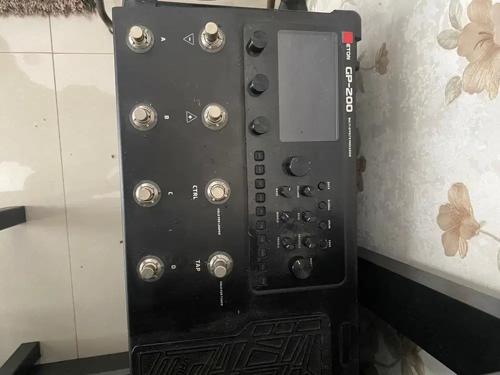 Digital Efek Effect Valeton GP 200