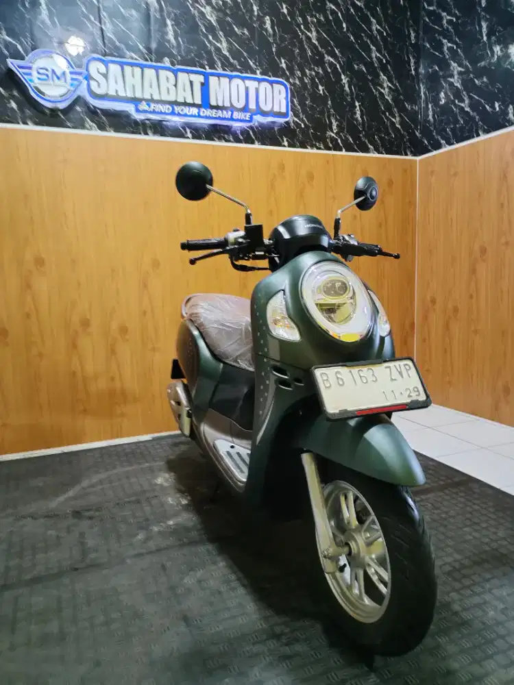 SCOOPY STYLISH KEYLESS TH 2024 SIAP PAKAI