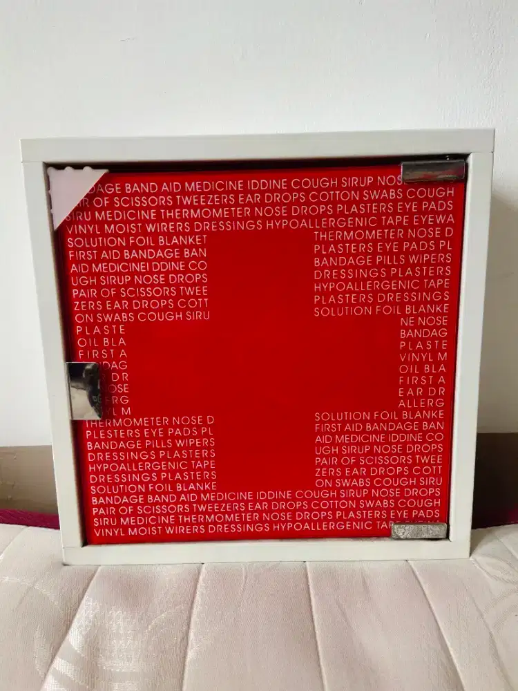 Jual ETALASE OBAT2AN