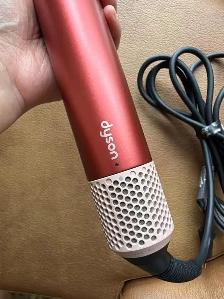 Dyson Airwrap Like New