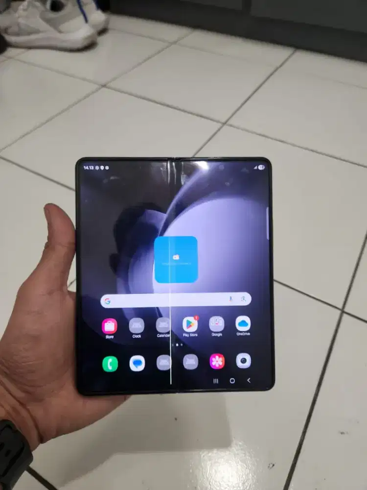 Samsung Galaxy Fold 5 12/512 Resmi Indonesia