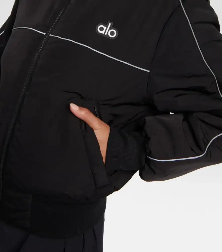 Jaket Alo Black ukuran M/L bisa pakai