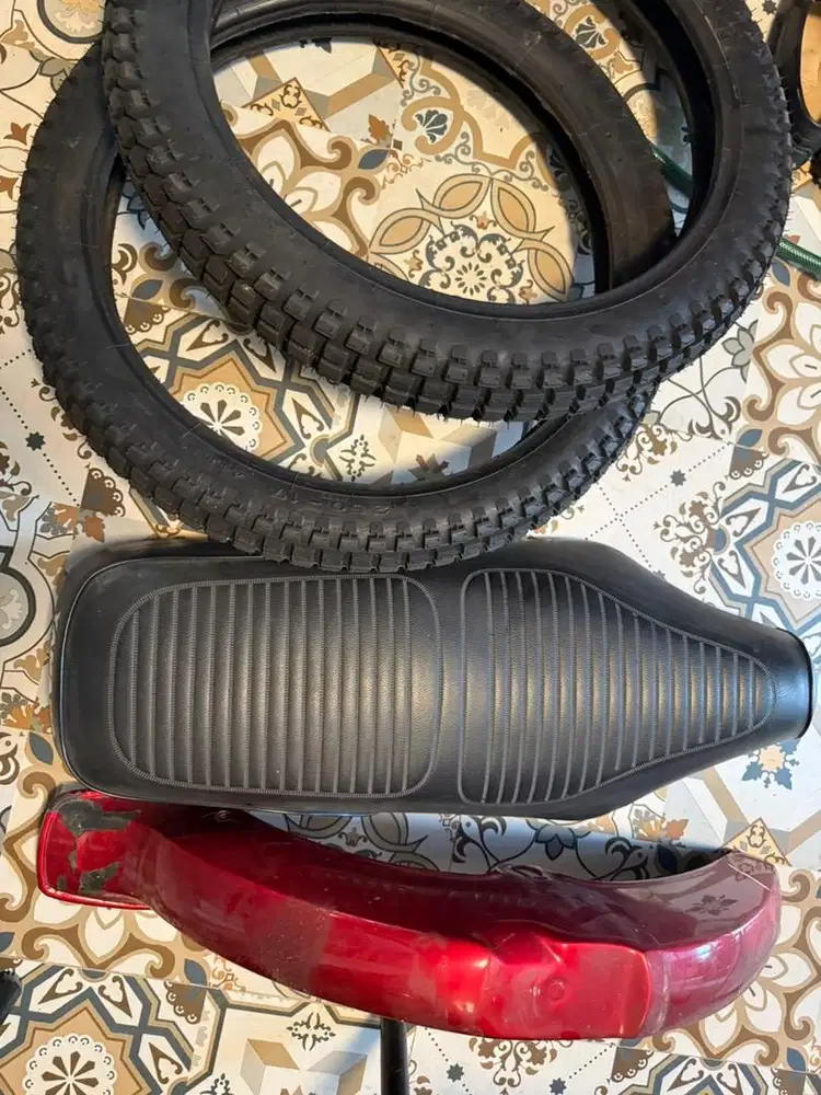 Ban tahu dan jok yamaha v80