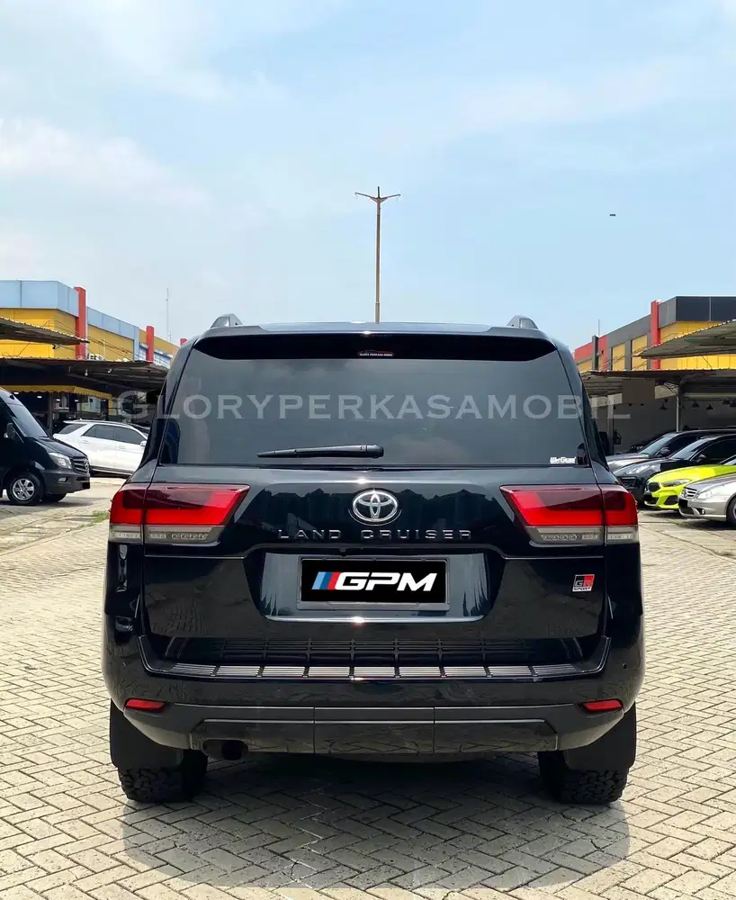 Toyota Land Cruiser 300 GR 2024 KM 8rb ANTIK Toyota LC300 LC 300