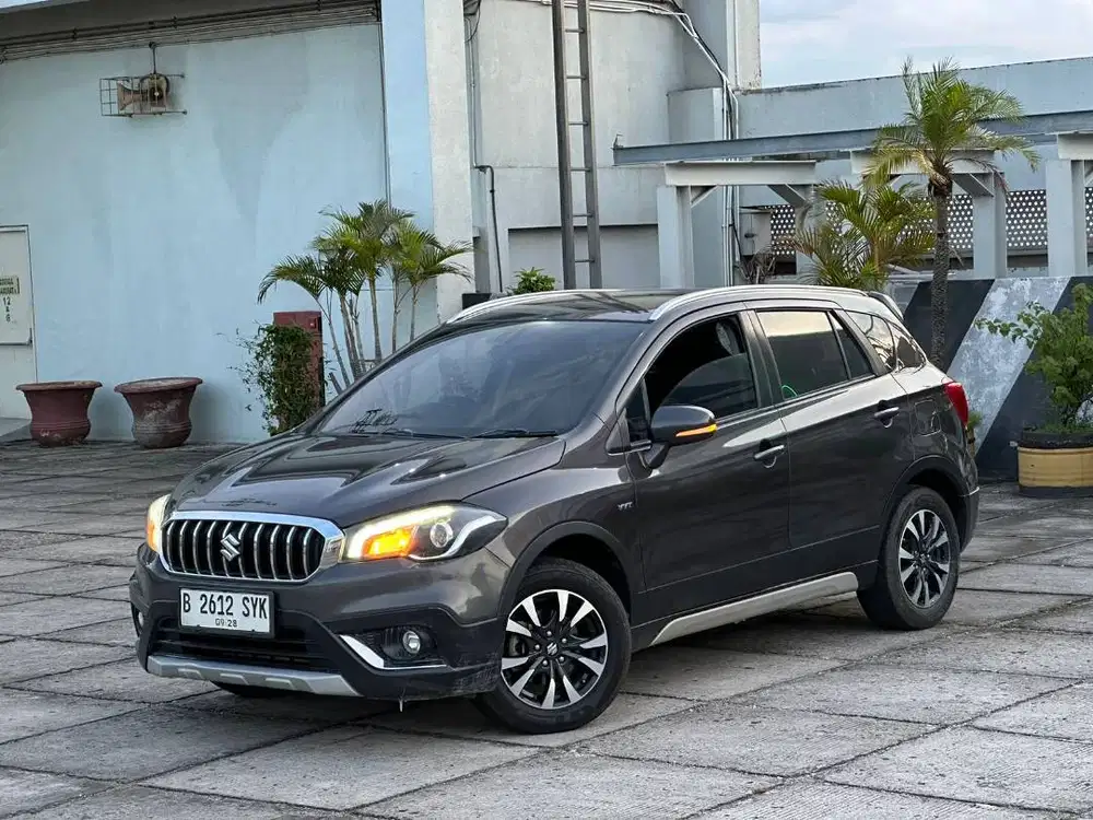 PALING MURAH!! DP 10 SUZUKI SX4 S CROSS MATIC 2018 REBUTAN!! -