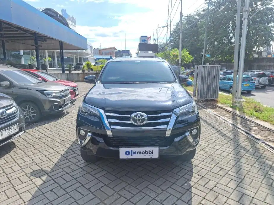 LOW DP Toyota Fortuner 2.7 SRZ TRD Bensin-AT 2019 BJY