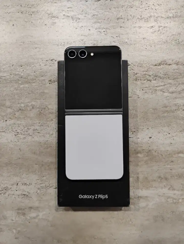 samsung galaxy Z Flip 5 8/512 grey