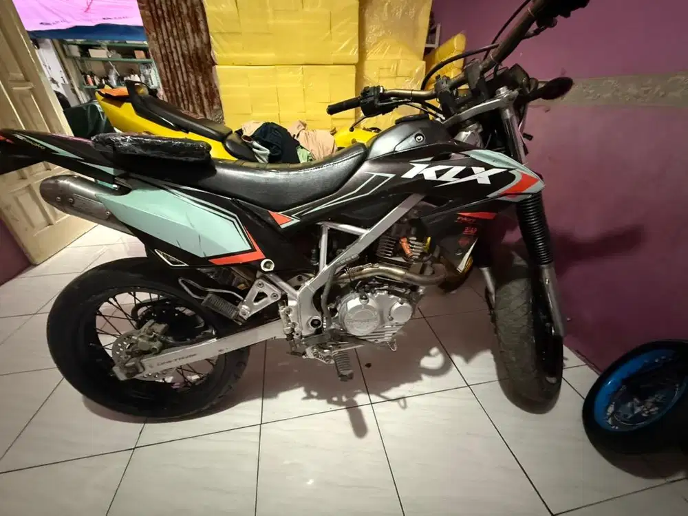 Kawasaki KLX 150 2016 Pajak ON