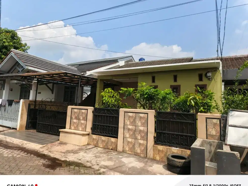 Dijual rumah cantik, Minimalis di Bukit Nusa Indah, Ciputat. Dekat ke stasiun KRL.