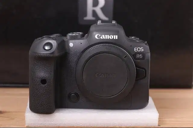 CANON EOS R6 Body Only