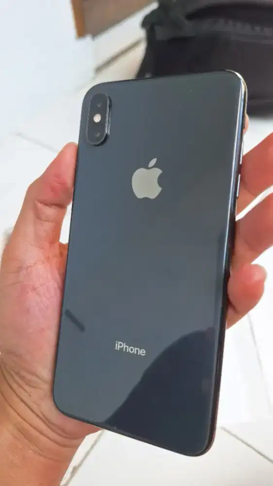 Jual cepat BT atau TT Iphone Xs Max 256gb mulus fullset nominus