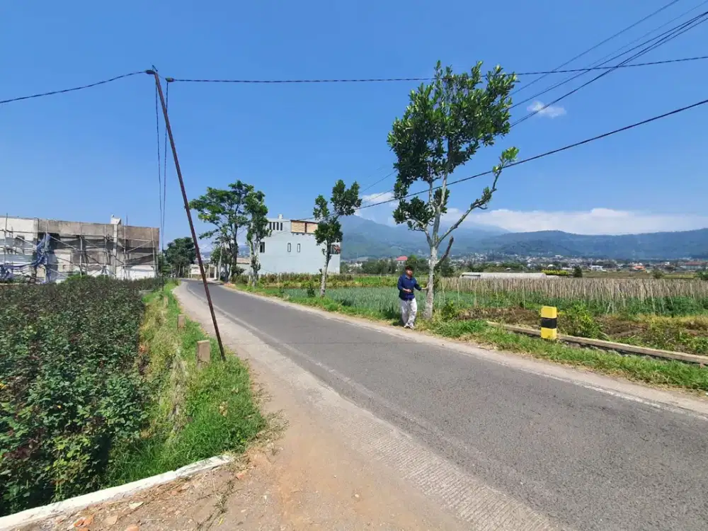 Dijual Villa Mewah di Batu – Inden Bangun, Pemandangan Gunung 360 Derajat!