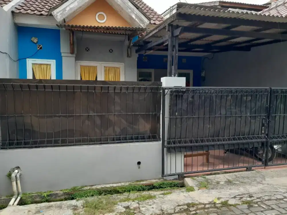 Rumah di sewakan di  cipondoh