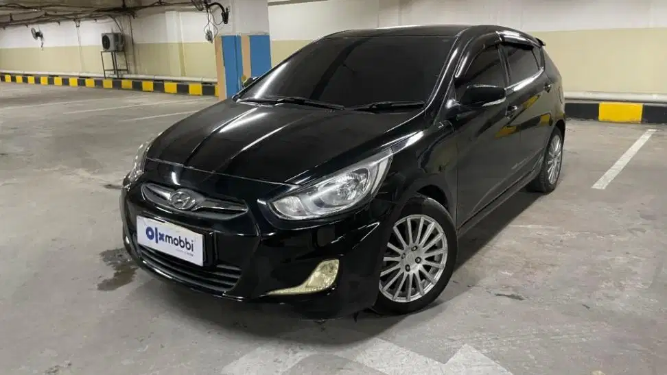 Pajak Panjang Hyundai Grand Avega  1.4 GL Bensin-MT 2013 Hitam
