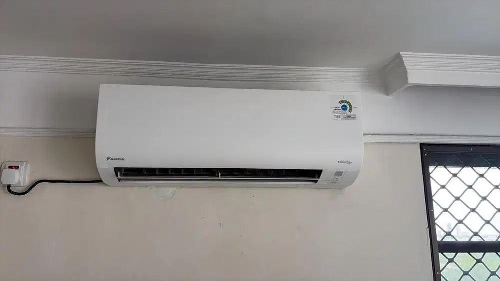 AC Daikin 2.5PK 1 tahun