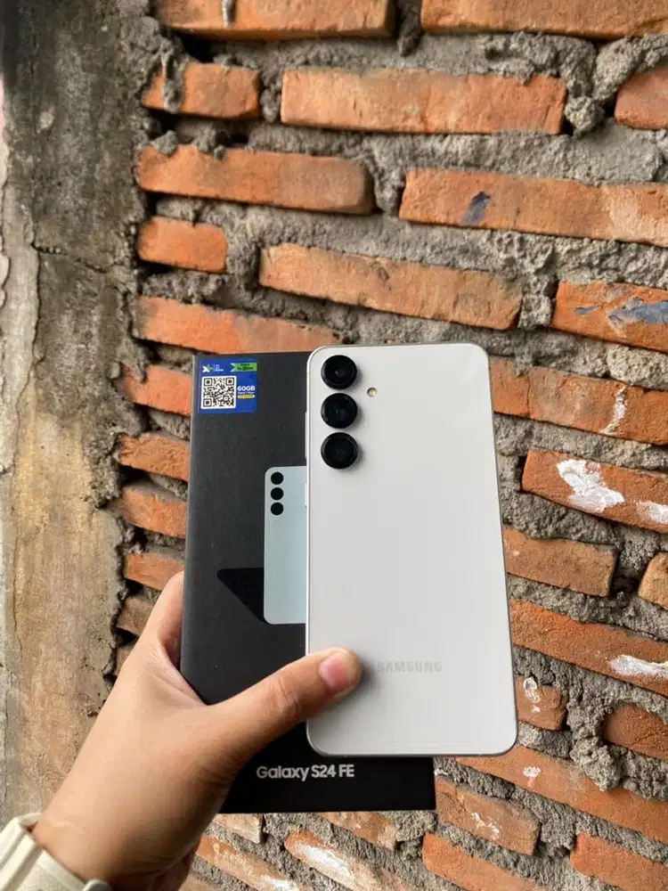 Samsung Galaxy S24 FE 8/256 GB Second Sein Original Like New