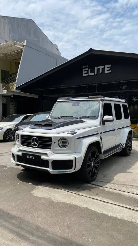 2023 Mercedes-Benz G400d Brabus Upgrade Polar White Color