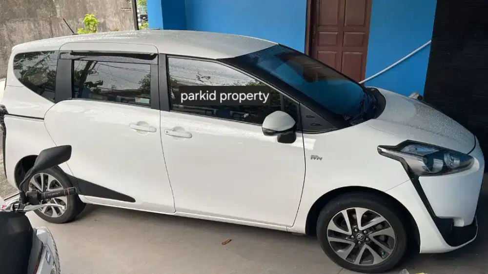 JUAL SIENTA 2017 mulus