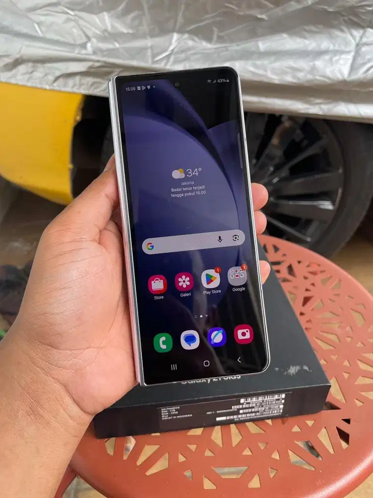 Samsung galaxy fold 5 1TB resmi sein