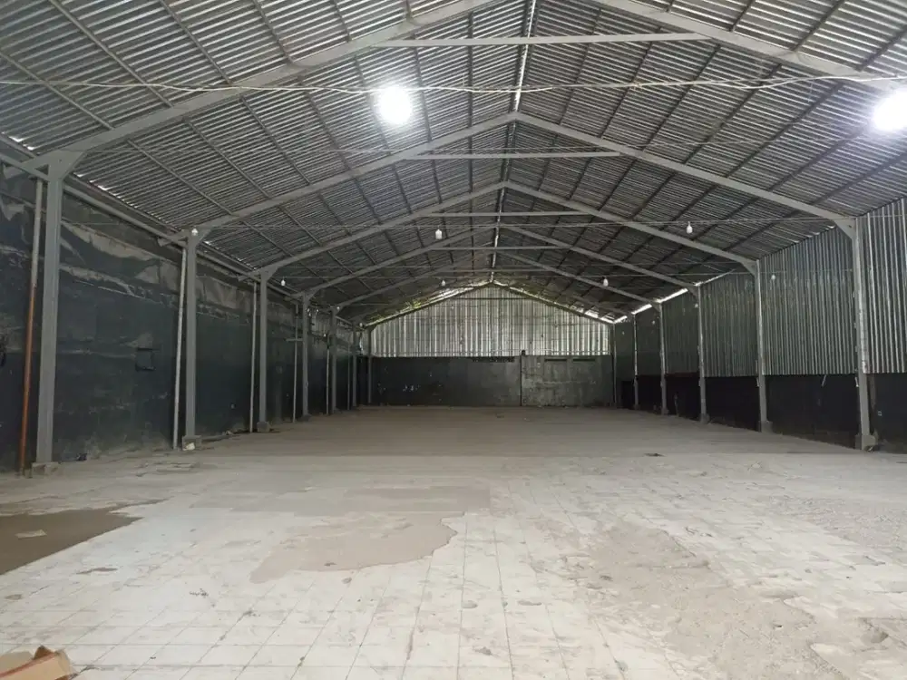 Disewakan Gudang Serbaguna Lokasi Dekat Bandara Adi sucipto Dan Amplaz