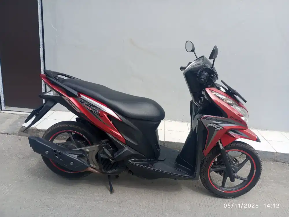 Vario 125 2014 orisinil pajak Depok hidup