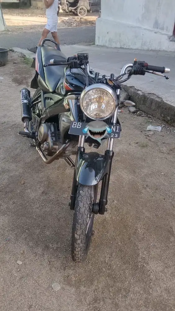 Sepeda Motor Vixion 2008