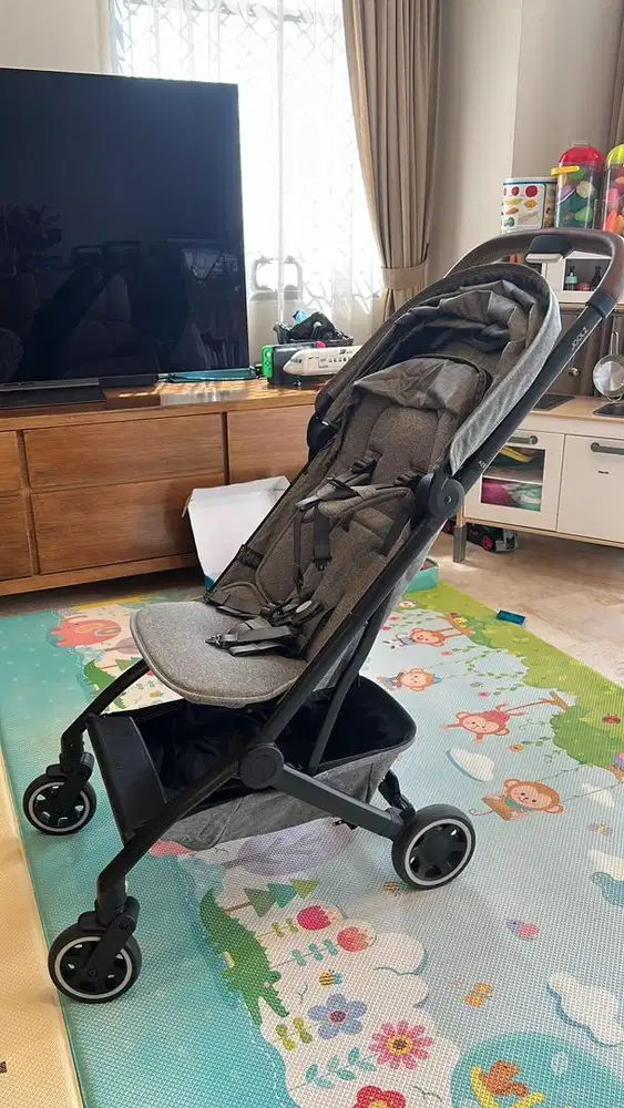 Dijual stroller Joolz Aer. Cabin size 1 handed fold