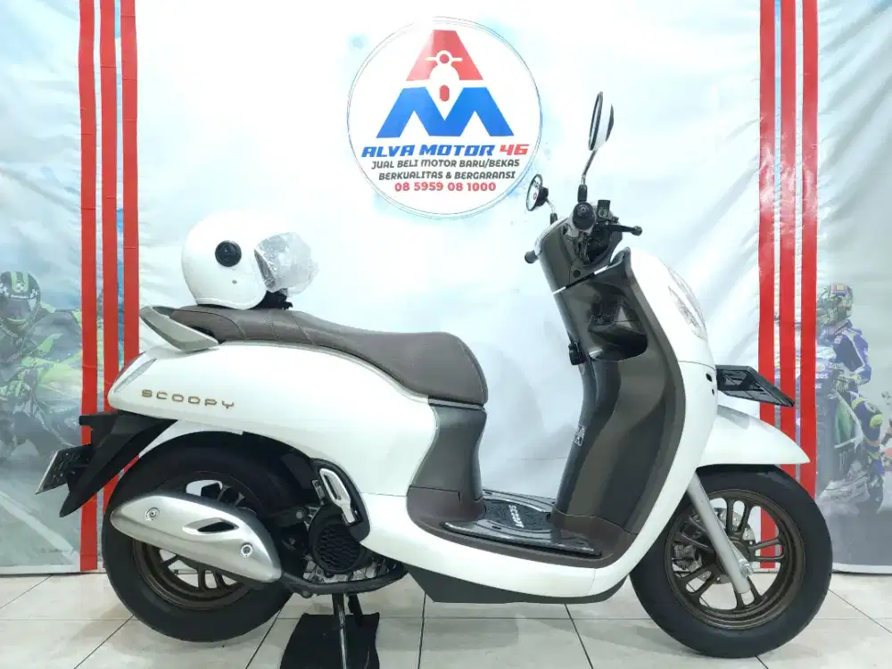 ( DP 1JT ) HONDA SCOOPY PRESTIGE TH 2023 PUTIH DOFF MULUS GRESS