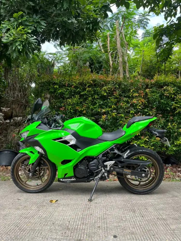 READY KM 11rb Ninja 250FI tahun 2018 Siap Pakai