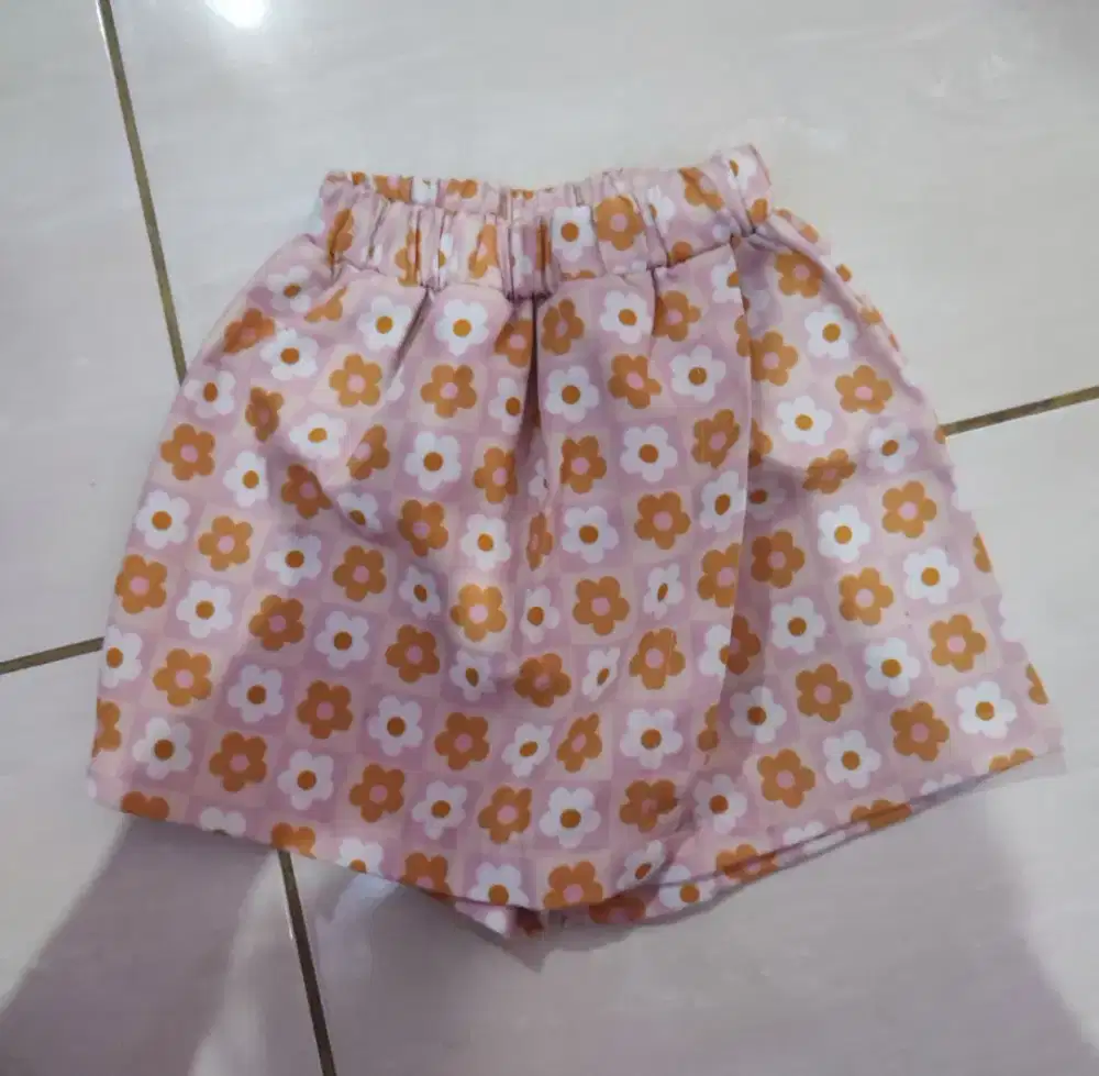 Preloved celana rok/hotpants/ rok anak