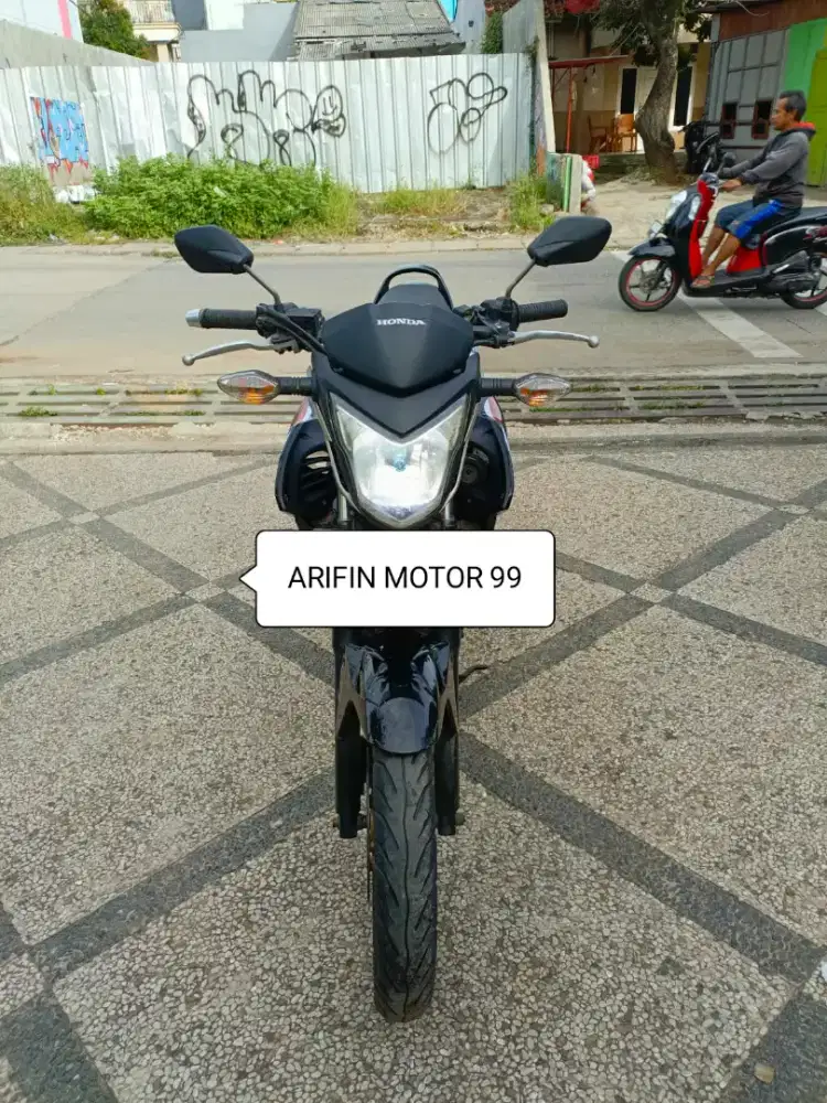 Honda CB 150R tahun 2014