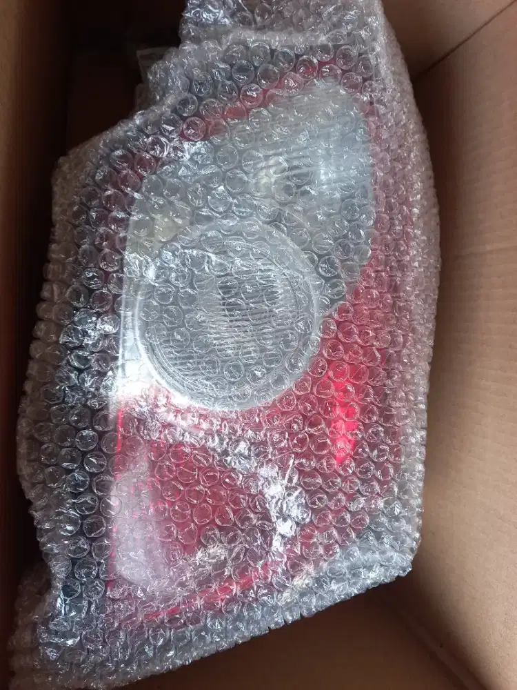 Cover Lampy Belakang Agya 2013