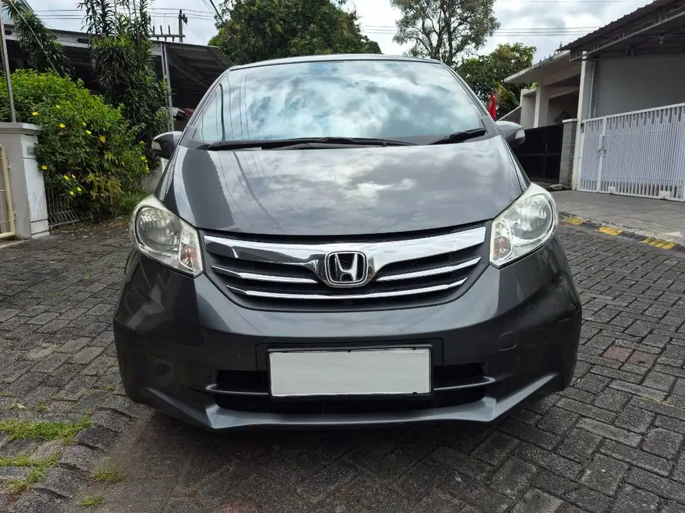 Honda Freed E PSD 2013