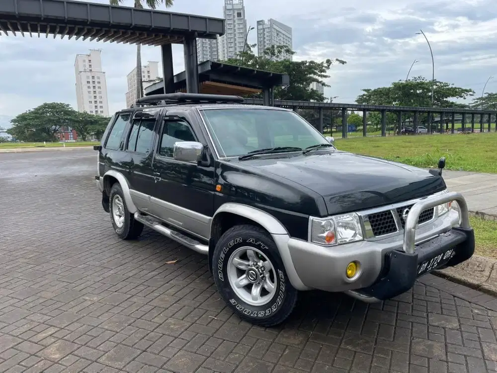Nissan terrano Kingsroad K1 2003