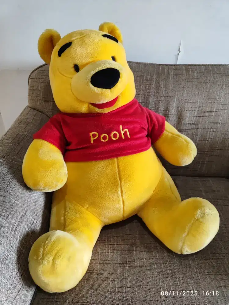 Boneka Winnie The Pooh
