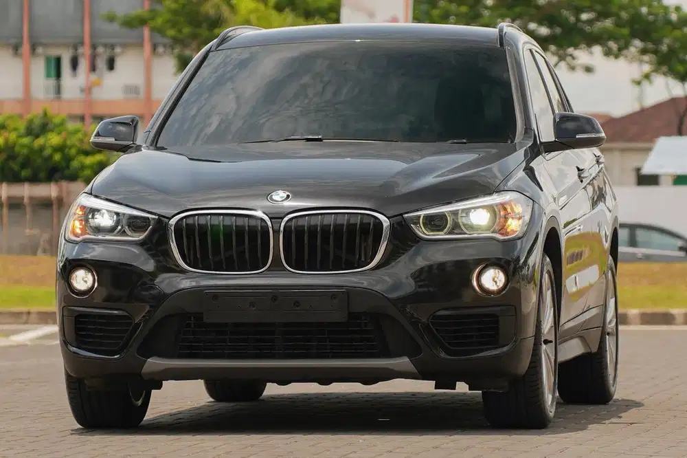 Muda Sukses! BMW X1 Sdrive Sport 2019 Black Garansi 320i c200 gla200