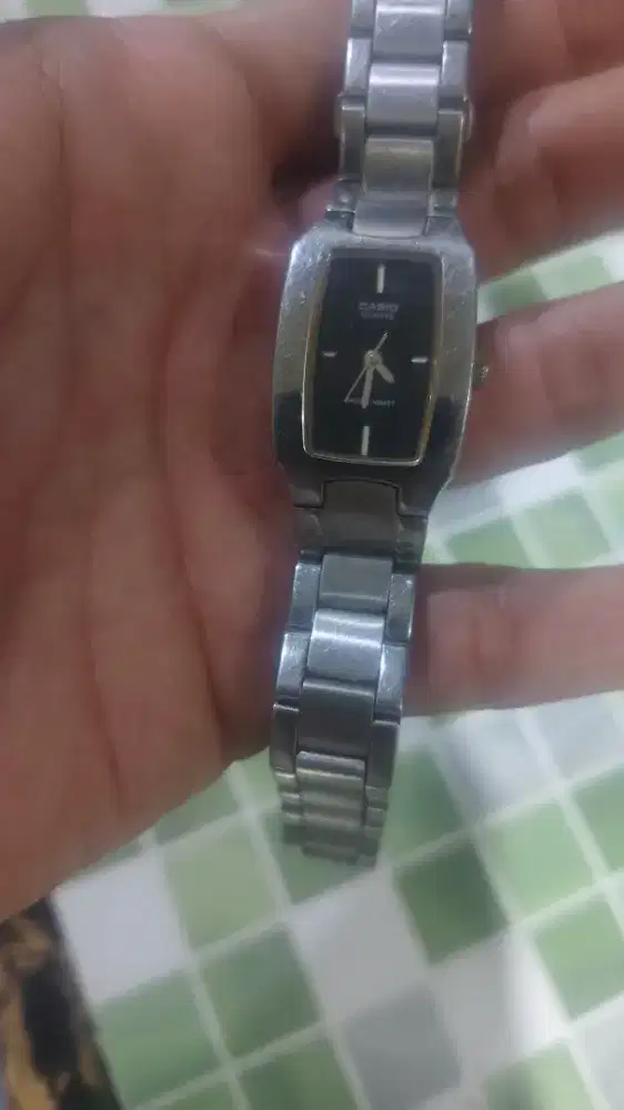 Jam tangan wanita casio