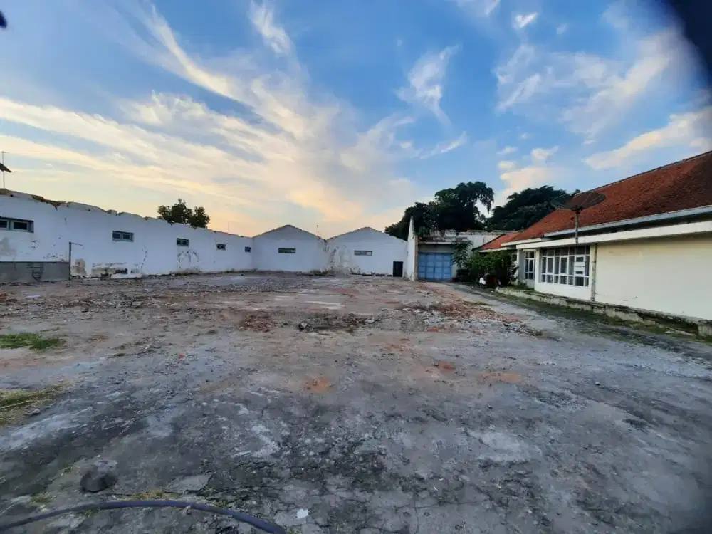 Dijual Lahan Super Strategis Solo Kota Luas 4400m2 BU!!