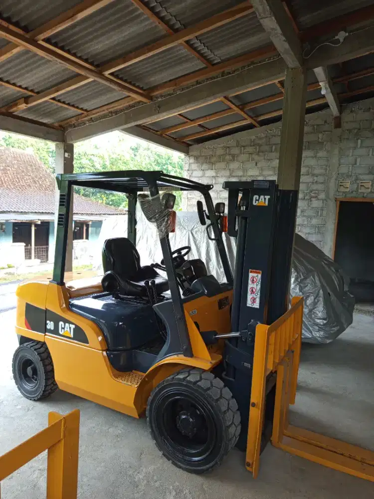 Forklift 3 Ton 2020 Caterpillar