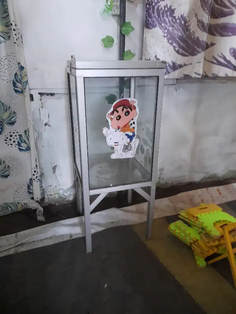 Kotak kaca infaq dll