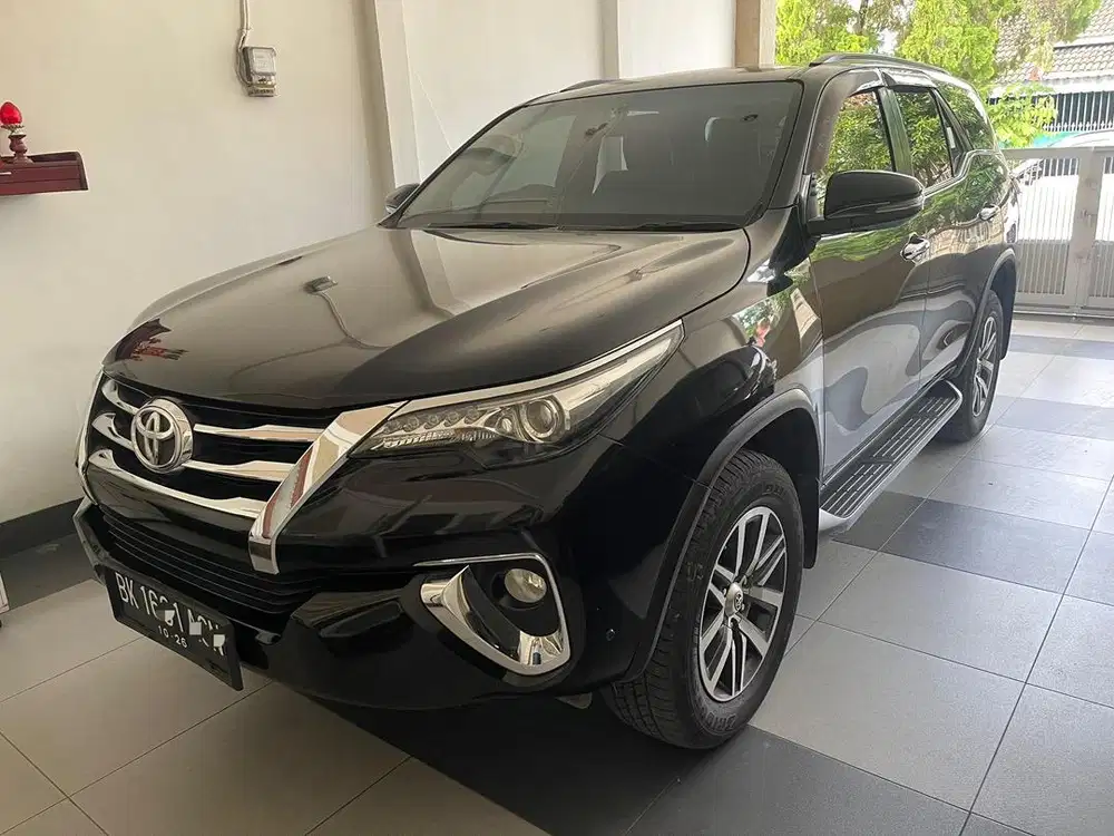 Rare  low odo!! Fortuner VRz Full Original