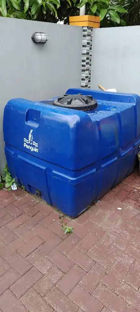 Dijual Toren / Tandon Air Pinguin 1000 Liter