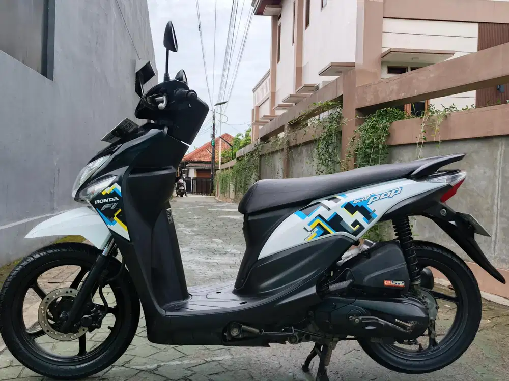 Honda beat pop  fi esp 2017 pajak hidup stater halus mulus terawat
