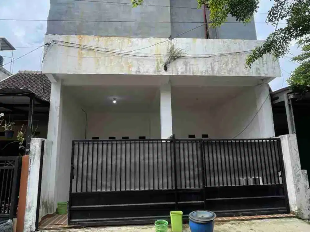 Rumah 2 Lantai Lesanpuro Kedungkandang Malang