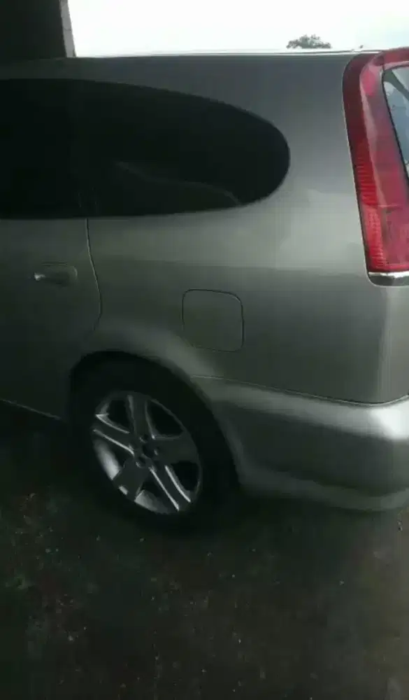 Jual Honda stream 2002