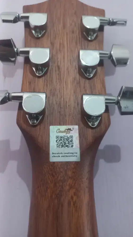 Gitar akustik Cowboy Gwc 240 NA like new