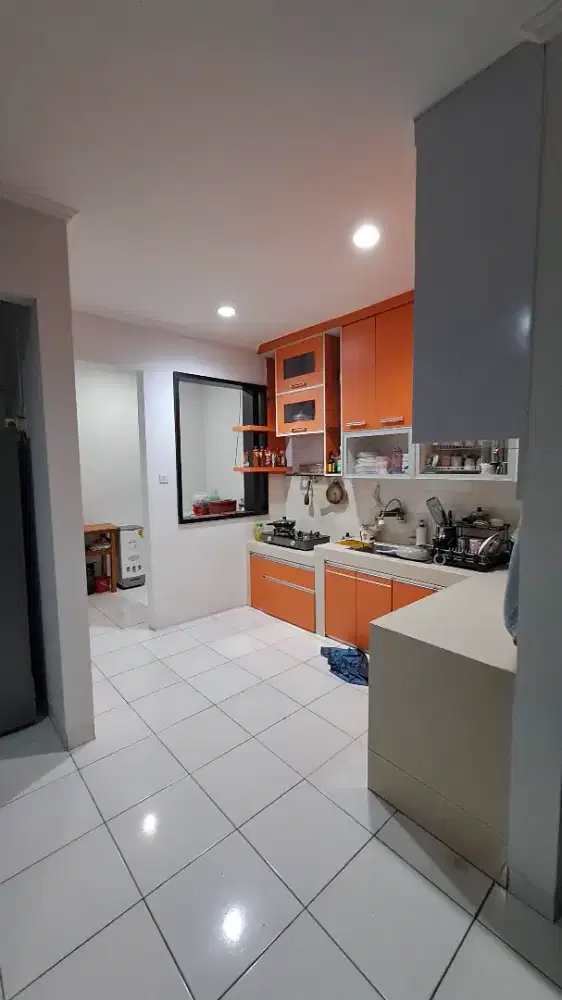 Dijual Rumah siap tinggal 2 lantai , ( buka harga 1,65M Nego )