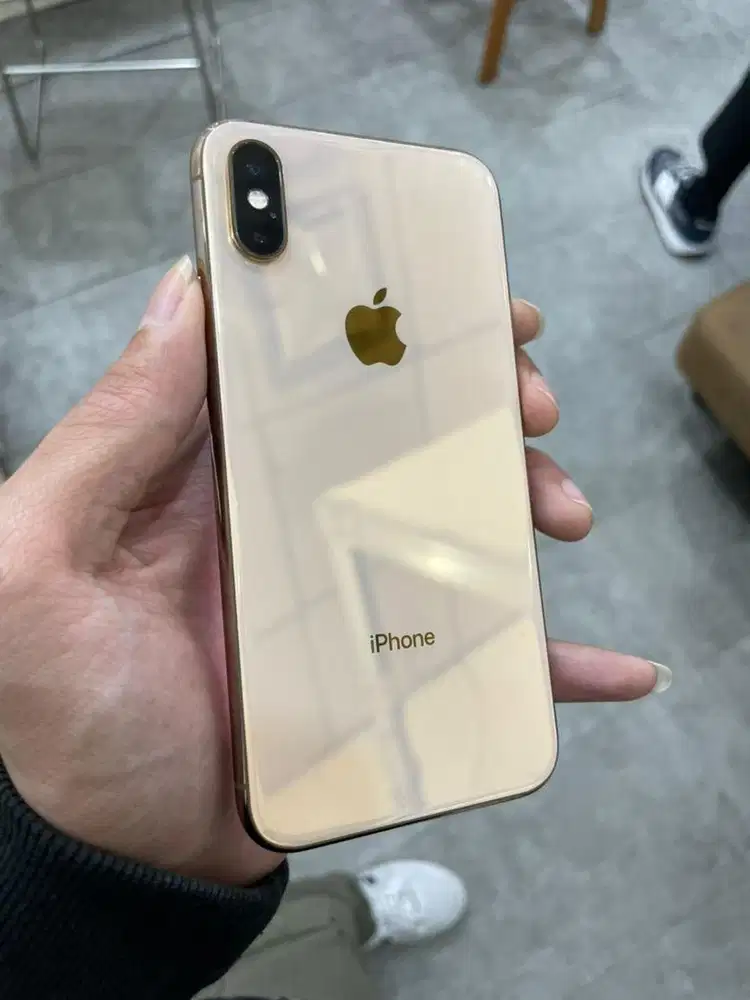 Iphone xs 256gb inter pemakaian lama