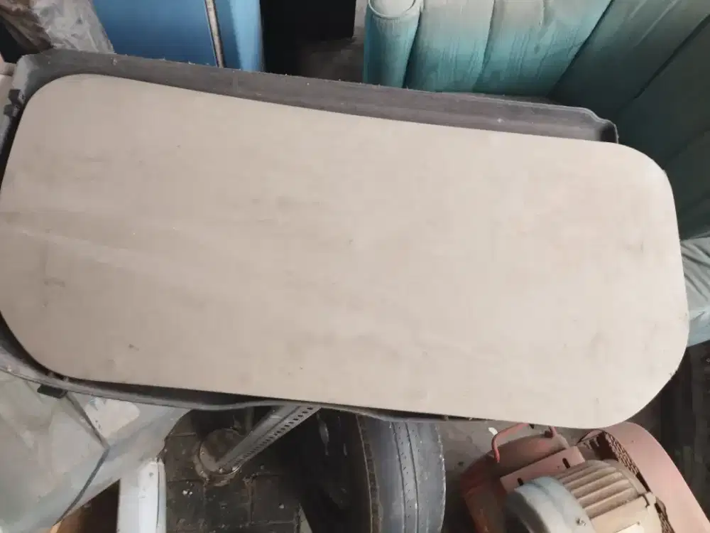 Tutup pintu belakang avanza xenia thn 2010 sampai 2018